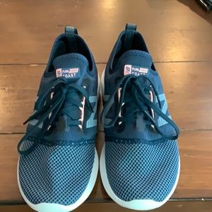 New Balance Womens sneakers